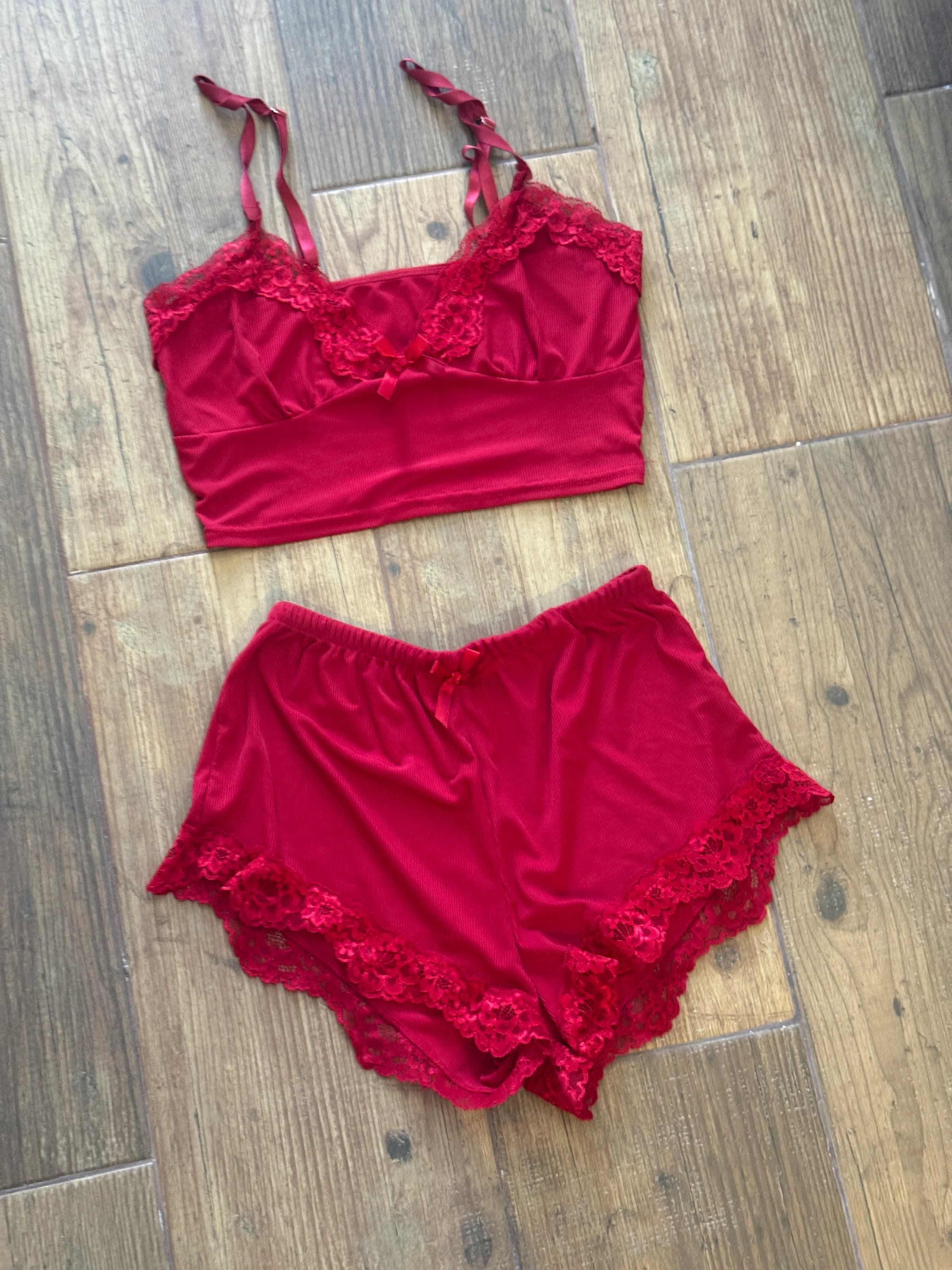 Das kurze sexy Rote